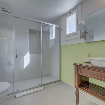 Erendira - Special Category ホテル アラカティ