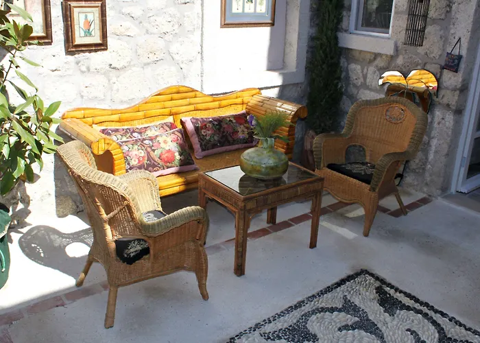 Erendira - Special Category Hotel