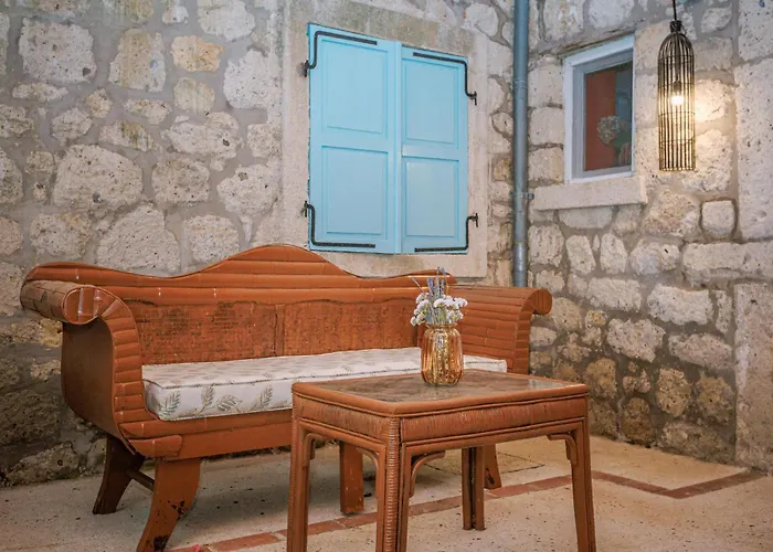 Hotel Erendira - Special Category